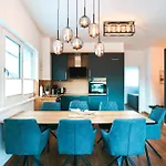 Alpenluxus Presents - Marias Zillertalblick With Roof Terrace, 3 Bedrooms & Parking Space شقة *