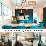 Alpenluxus Presents - Marias Zillertalblick With Roof Terrace, 3 Bedrooms & Parking Space